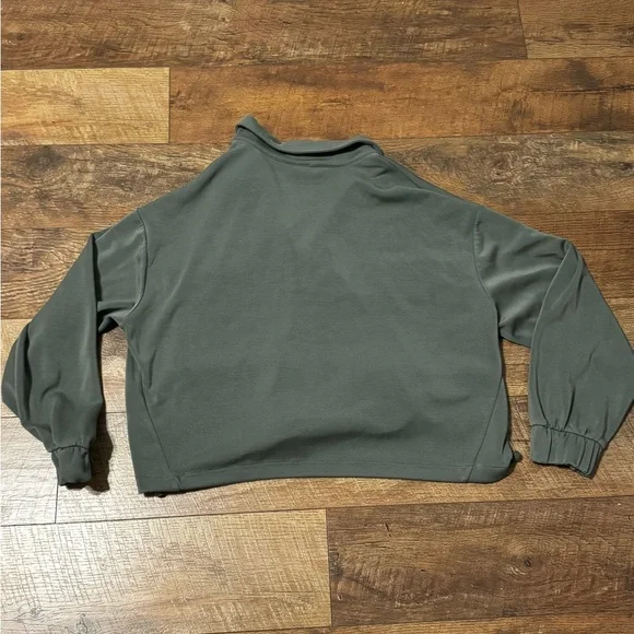 Yogalicious Soft Scuba Olive Bomber Jacket - Picture 4 of 4